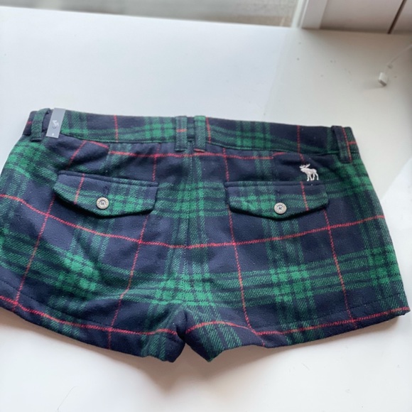 NEW Abercrombie & Fitch Womens Shorts Wool blend red blue green plaid US8 W29 - Picture 2 of 6